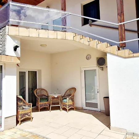 Apartmán Kiwi Apartmanhaz