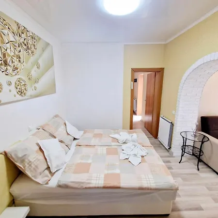 Kiwi Apartmanhaz * Hévíz