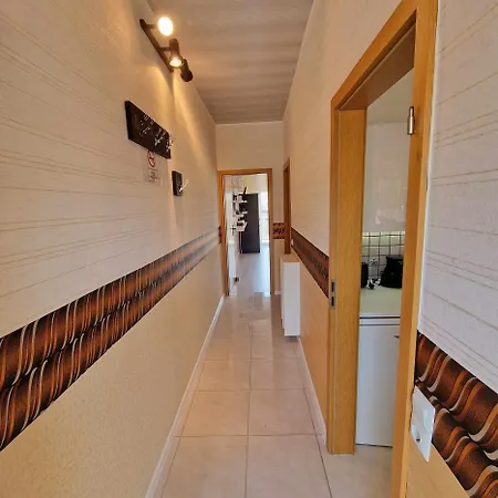 Kiwi Apartmanhaz Lägenhet *