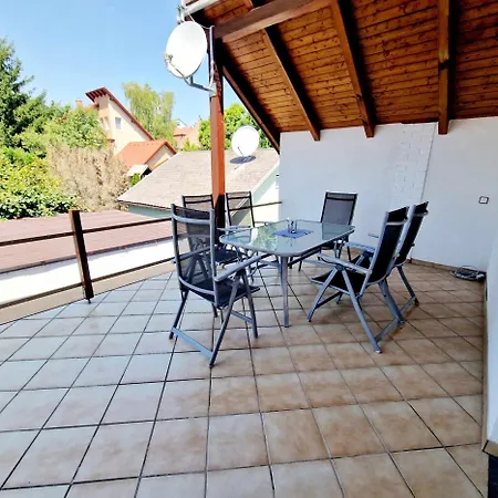 Kiwi Apartmanhaz Lägenhet *