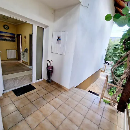 Kiwi Apartmanhaz * Hévíz