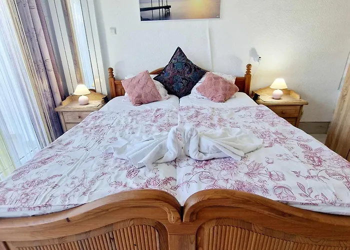 Apartment Kiwi Apartmanhaz Heviz