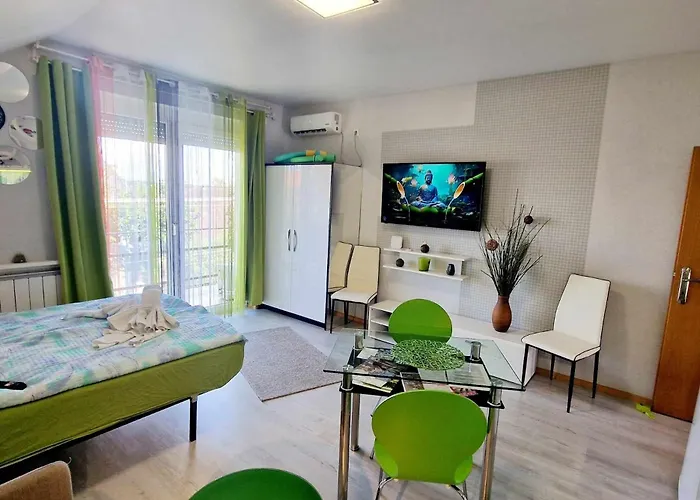 Kiwi Apartmanhaz