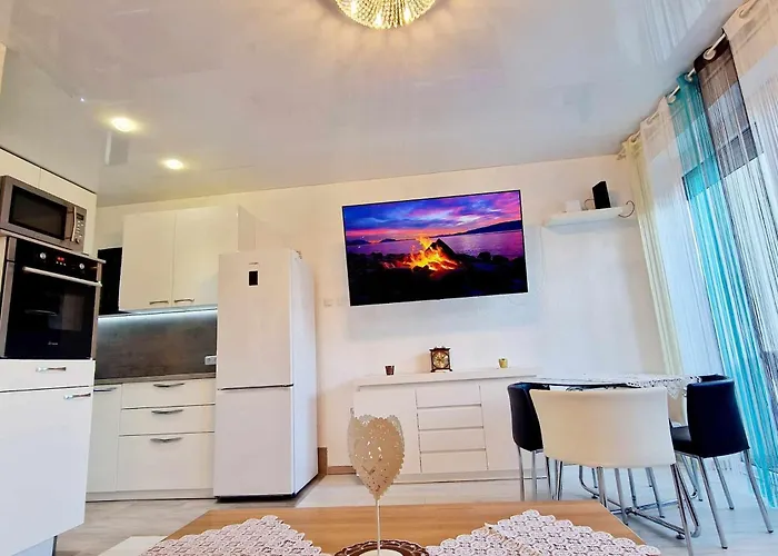 Apartment Kiwi Apartmanhaz *