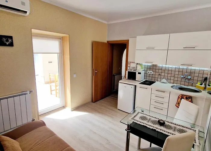 Apartment Kiwi Apartmanhaz Heviz