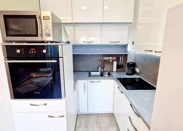 Kiwi Apartmanhaz Heviz